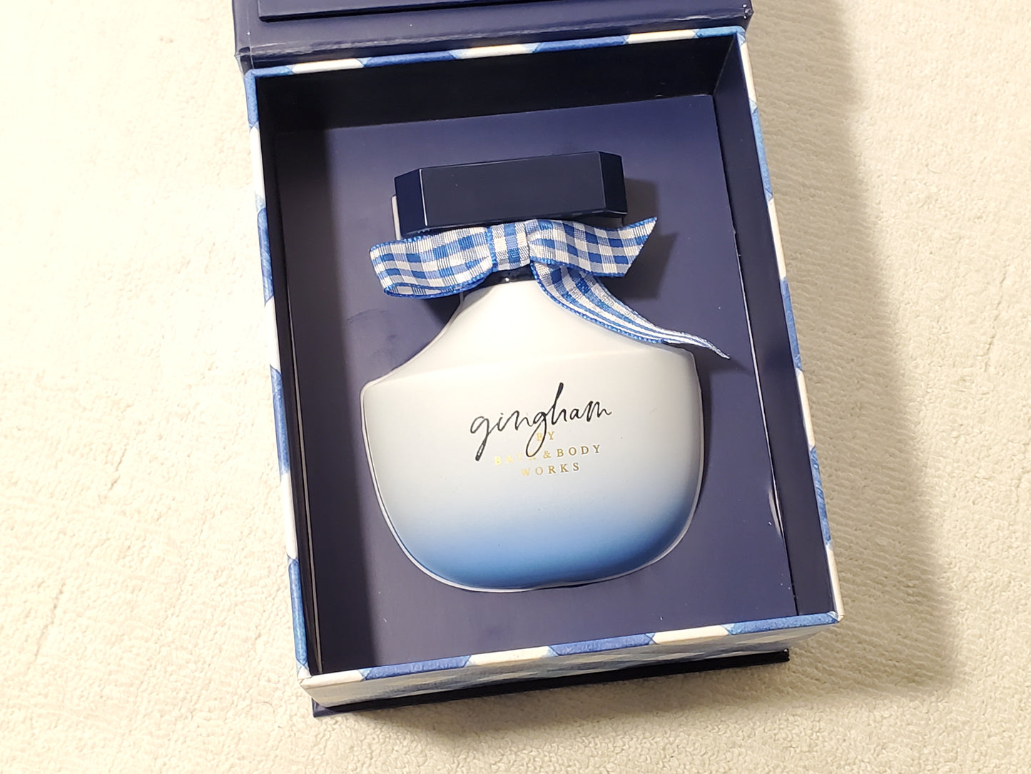 Bath & Body Works Gingham Eau De Parfum 2.5 oz Bottle Perfume Spray Blue NIB