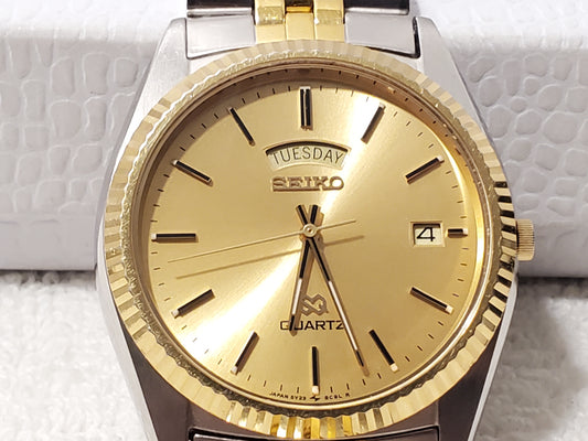 Vintage Seiko SQ Men's Gold Dial Presidential Day Date Quartz Watch One Jewel SS