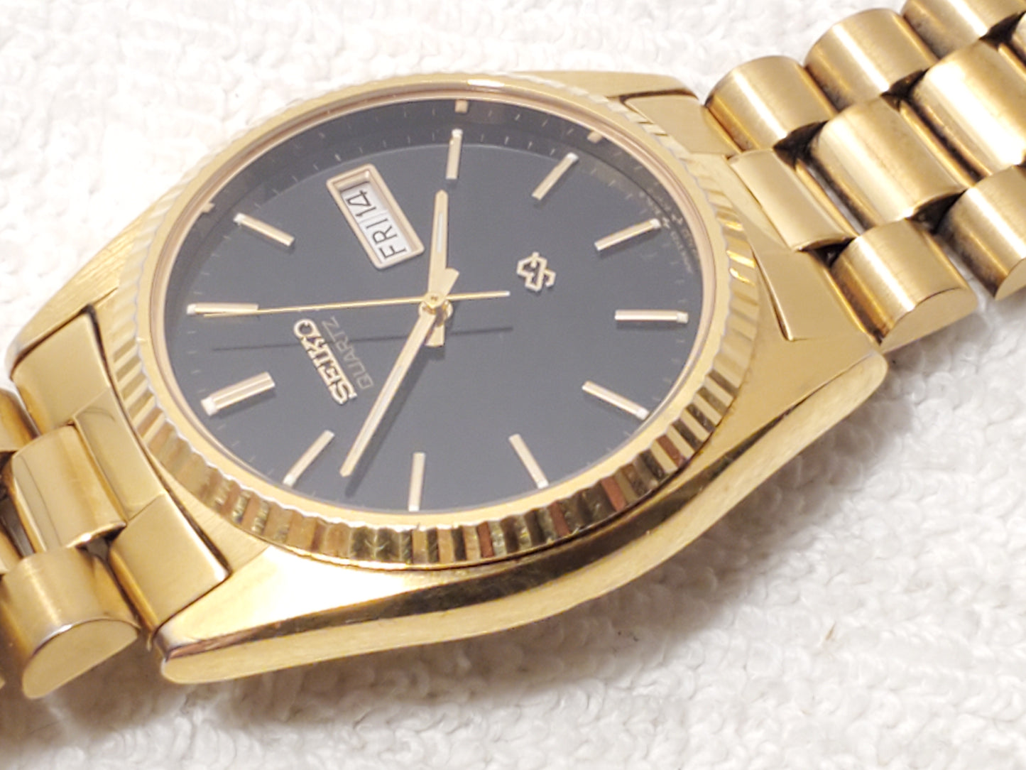 Vintage Seiko SQ Men's Presidential Day Date Gold Tone Watch One Jewel S Steel