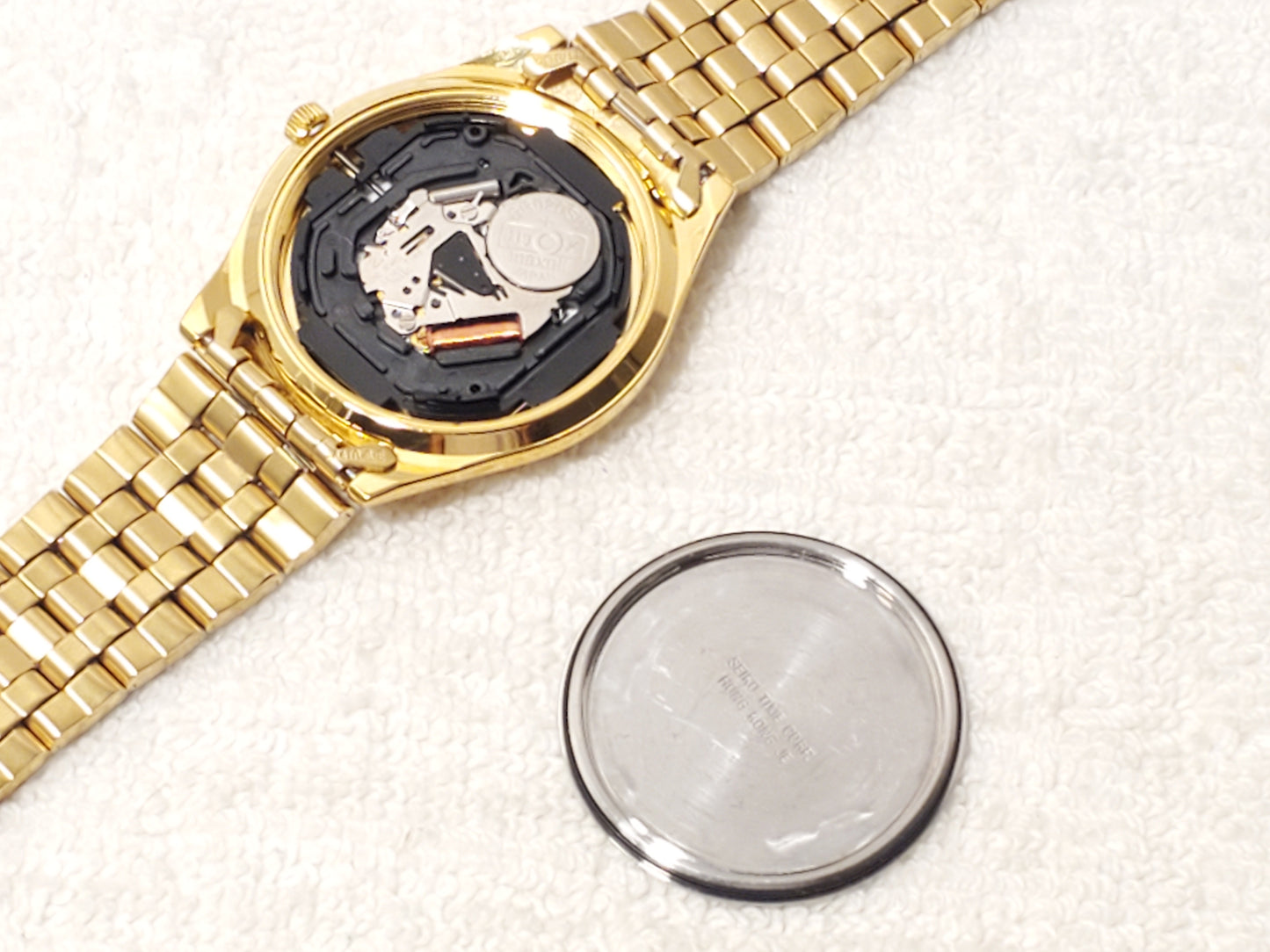Vintage Seiko Men's Gold Tone Day Date Quartz Watch One Jewel Stainless Steel
