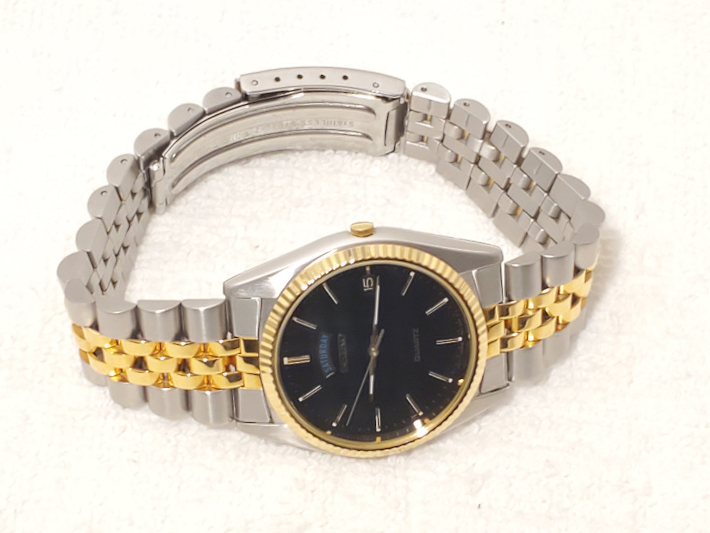 Vintage Seiko Men's Presidential Day Date Gold Tone Watch 1 Jewel Black Dial SS
