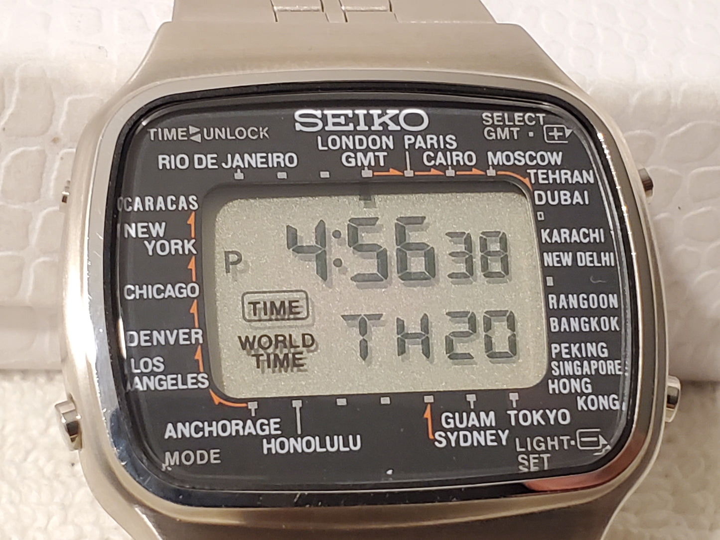 Vintage Seiko LCD World Time Digital Men's Watch Day Date Year Stainless Steel