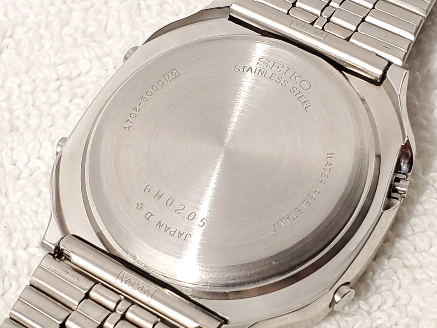Vintage Seiko LCD World Time Digital Men's Watch Day Date Year Stainless Steel