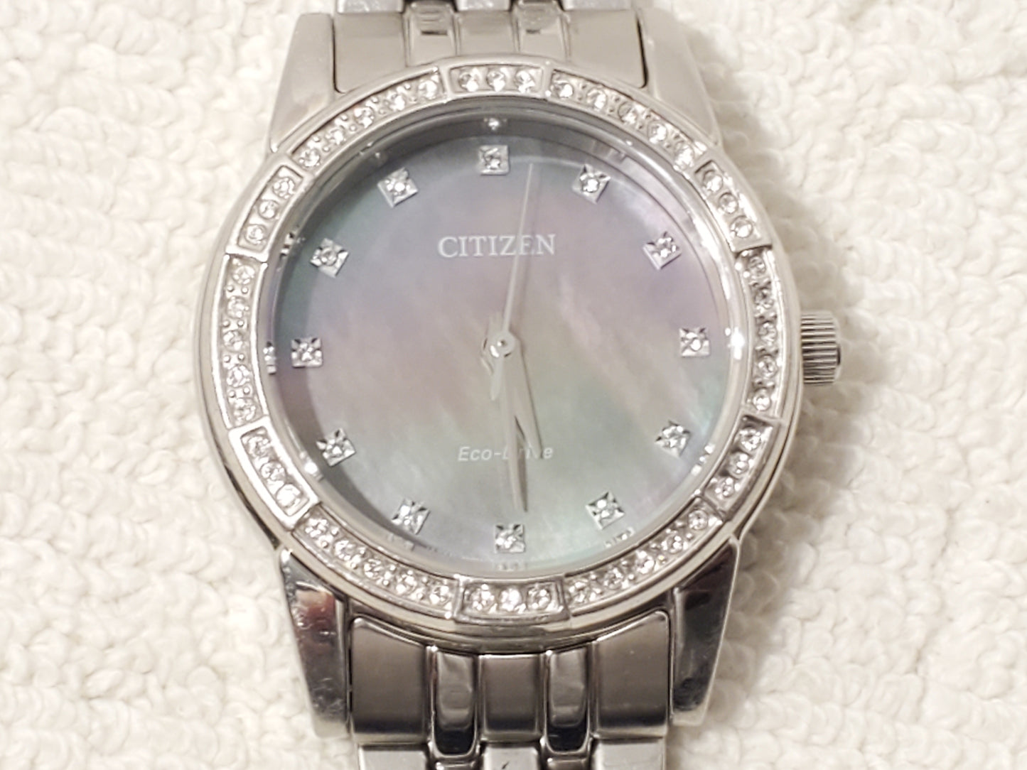 Vintage Citizen Eco Drive Diamonds Bezel Dial Mother Pearl Women's Watch S Steel
