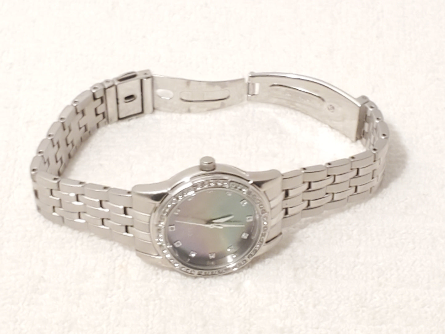 Vintage Citizen Eco Drive Diamonds Bezel Dial Mother Pearl Women's Watch S Steel