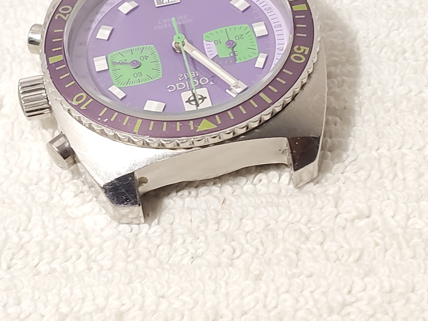 Zodiac Sea Dragon Men's Purple Date Chronograph Swiss Made Watch Seven Jewels SS