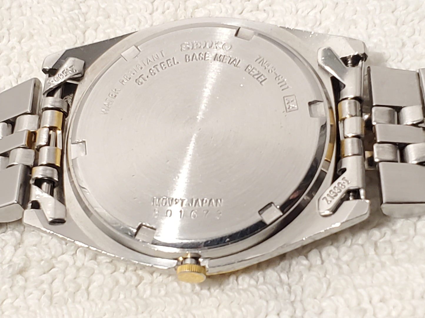 Vintage Seiko Men's Presidential Day Date Gold Tone Silver Dial Watch 1 Jewel SS