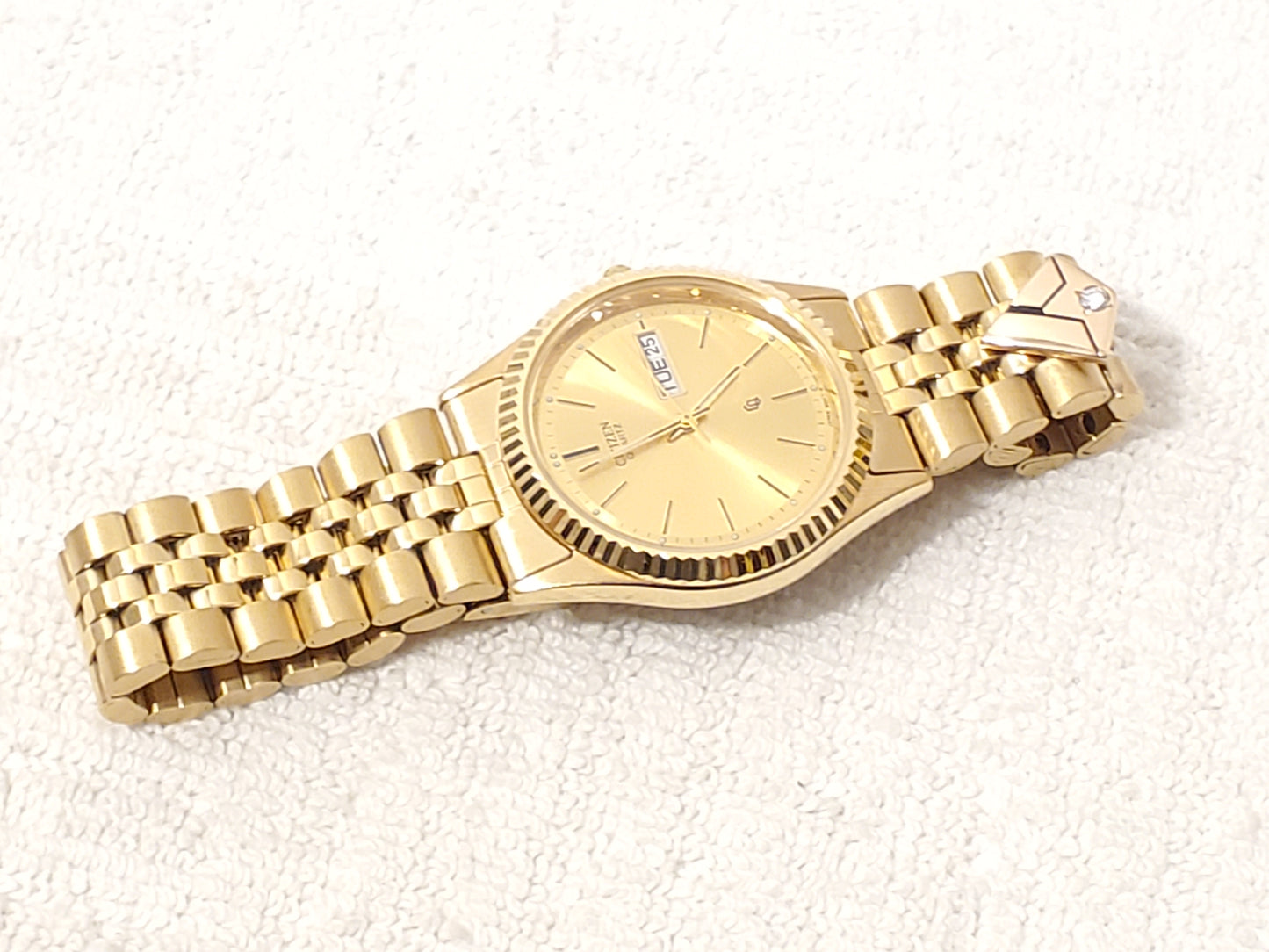 Vintage Citizen CQ Men's Presidential Day Date Gold Plated Watch Diamond Symbol