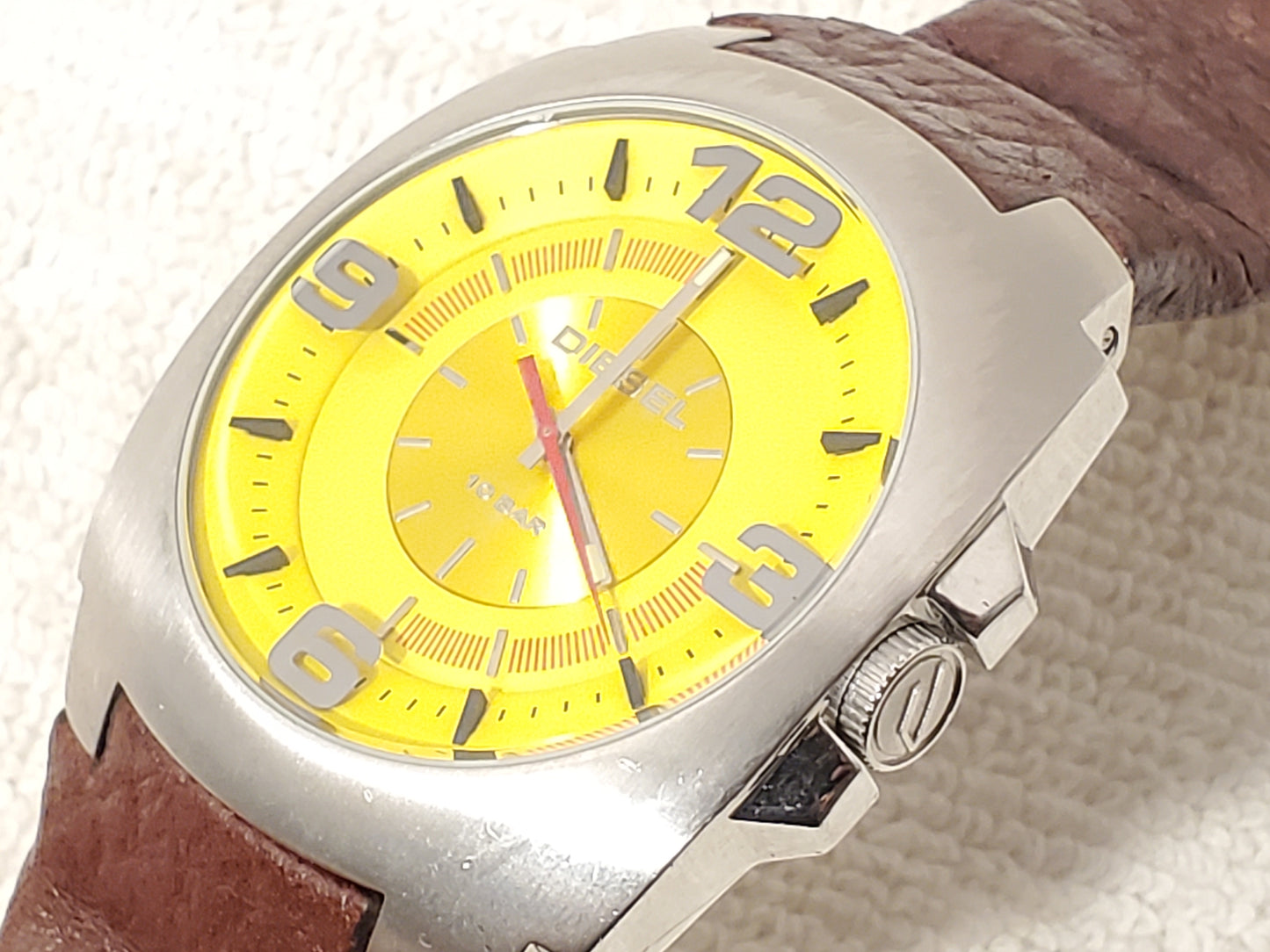 Vintage Diesel Men’s Watch Brown Leather Strap Yellow Dial One Jewel S Steel