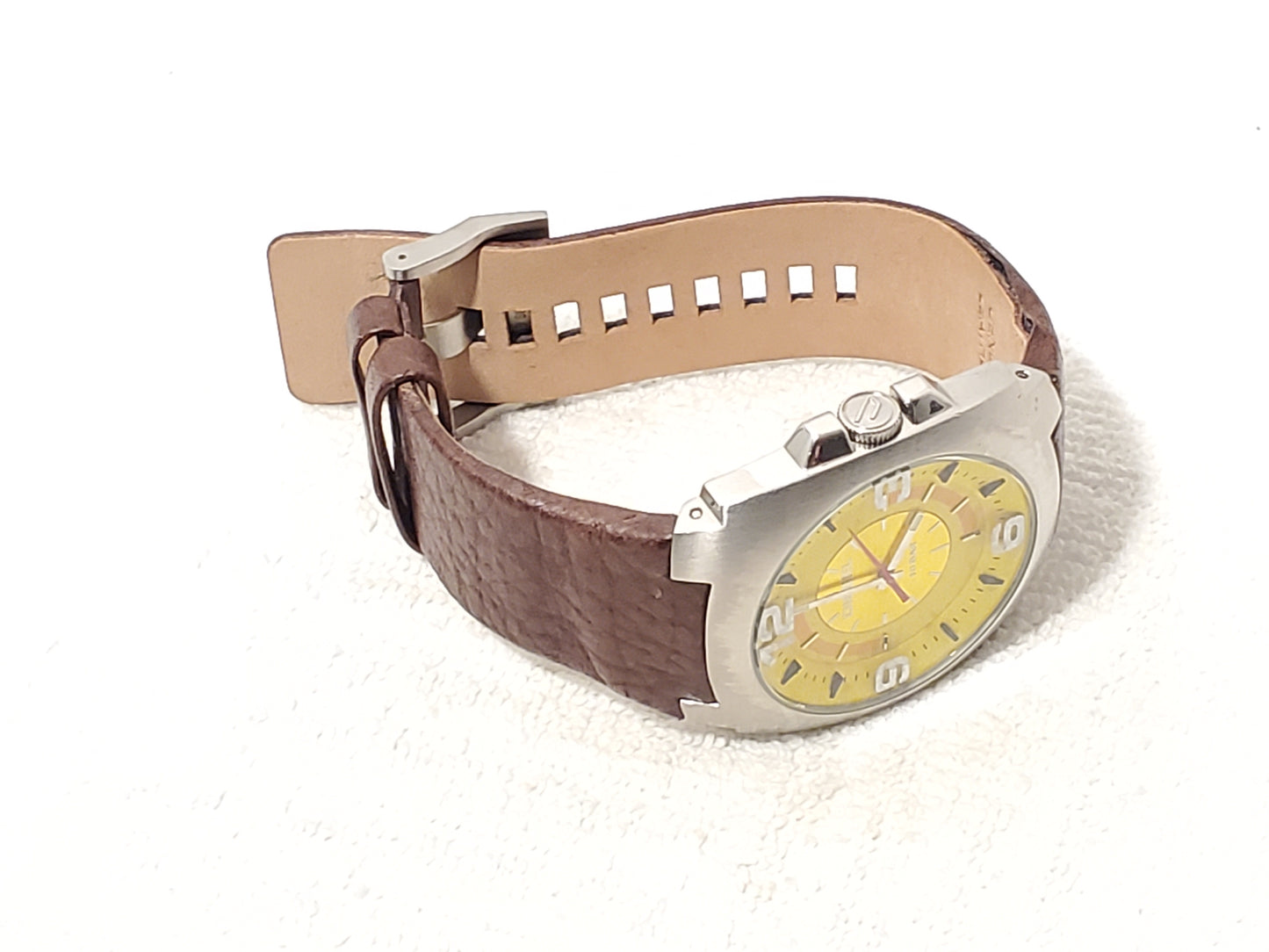 Vintage Diesel Men’s Watch Brown Leather Strap Yellow Dial One Jewel S Steel