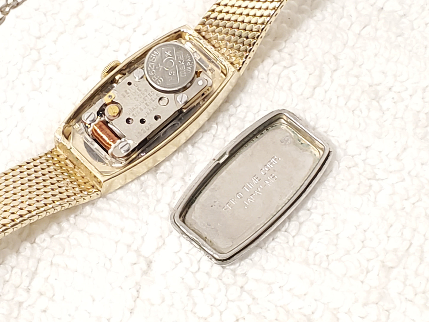 Vintage Seiko Women's Gold Plated Quartz Watch Brown One Diamond Dial Six Jewels