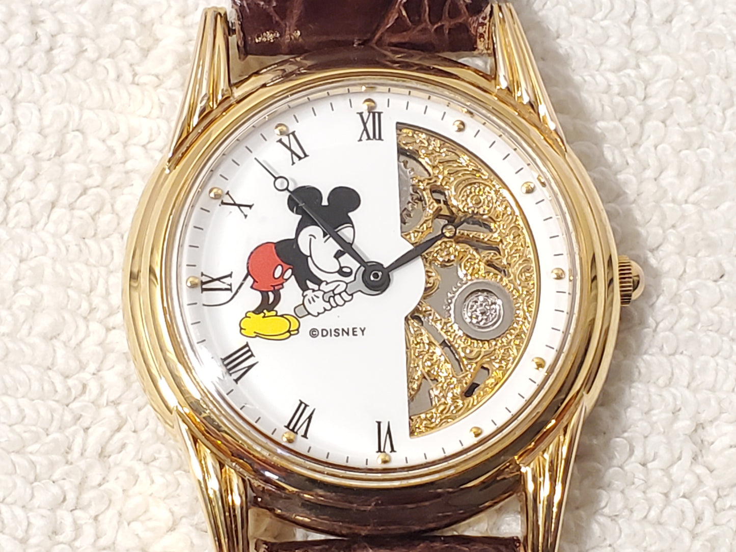 Vintage Disney Mickey Mouse Men's Gold Tone Watch One Jewel Brown Leather Strap