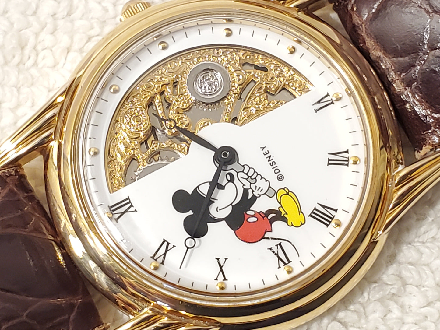 Vintage Disney Mickey Mouse Men's Gold Tone Watch One Jewel Brown Leather Strap
