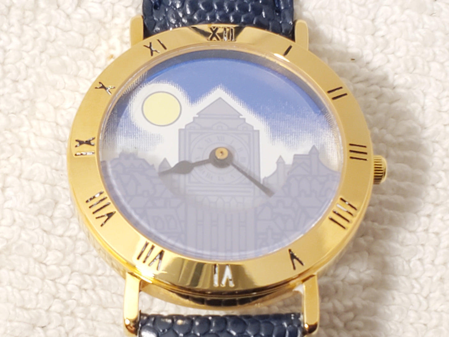 Vintage Walt Disney’s Peter Pan Tinkerbell Watch Blue Black Leather Gold Tone SS