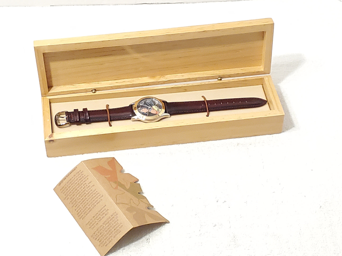 Vintage Disney Pocahontas Women's Watch Gold Tone Brown Leather Strap S Steel