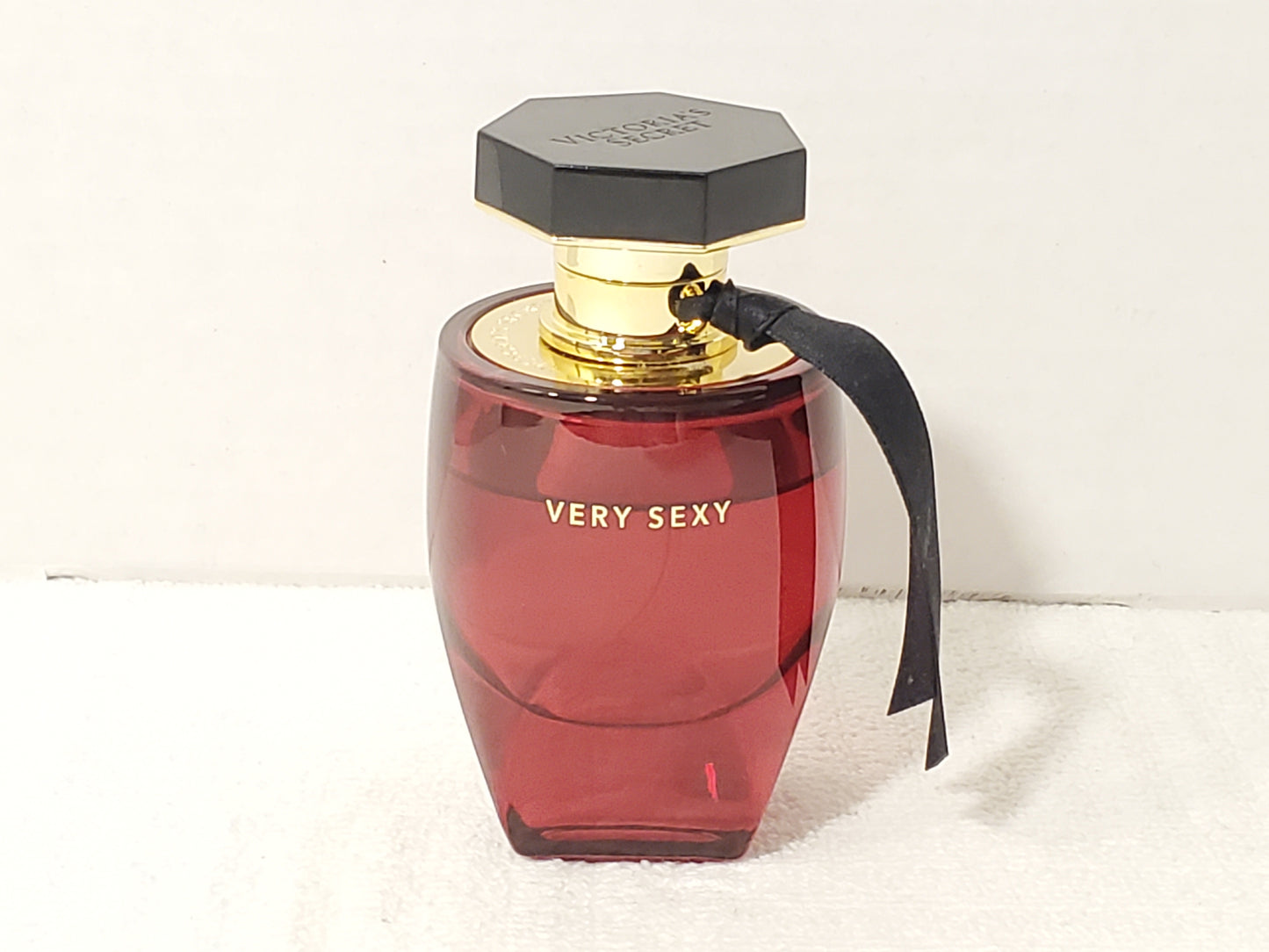 Very Sexy 2018 by Victoria's Secret Womens 1.7 oz Bottle Perfume Spray Fragrance