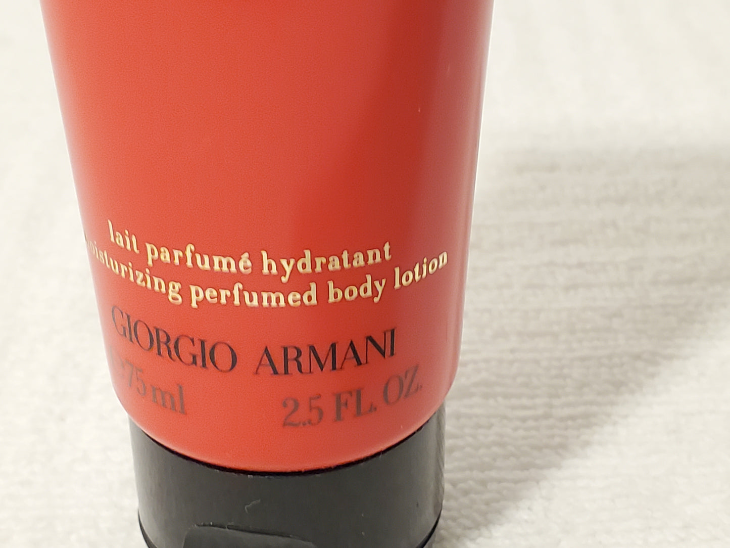 Si Passione by Giorgio Armani Moisturizing Perfumed Body Lotion 2.5 oz Tube