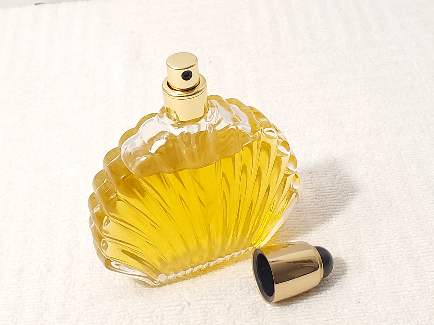 Vintage Elizabeth Taylor Black Pearls Women's 3.3 oz Bottle Spray Perfume