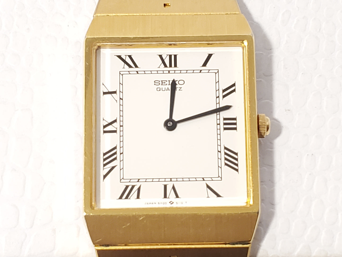 Vintage Seiko Gold Tone Tank Men's Watch 3 Jewels White Dial Roman Numerals SS