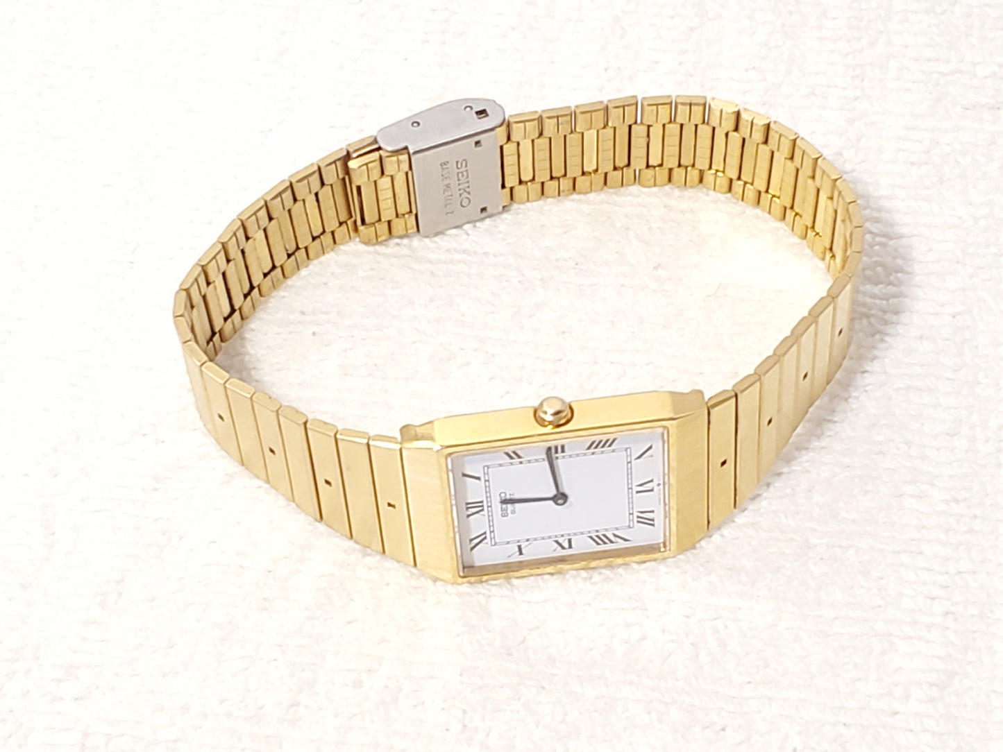 Vintage Seiko Gold Tone Tank Men's Watch 3 Jewels White Dial Roman Numerals SS