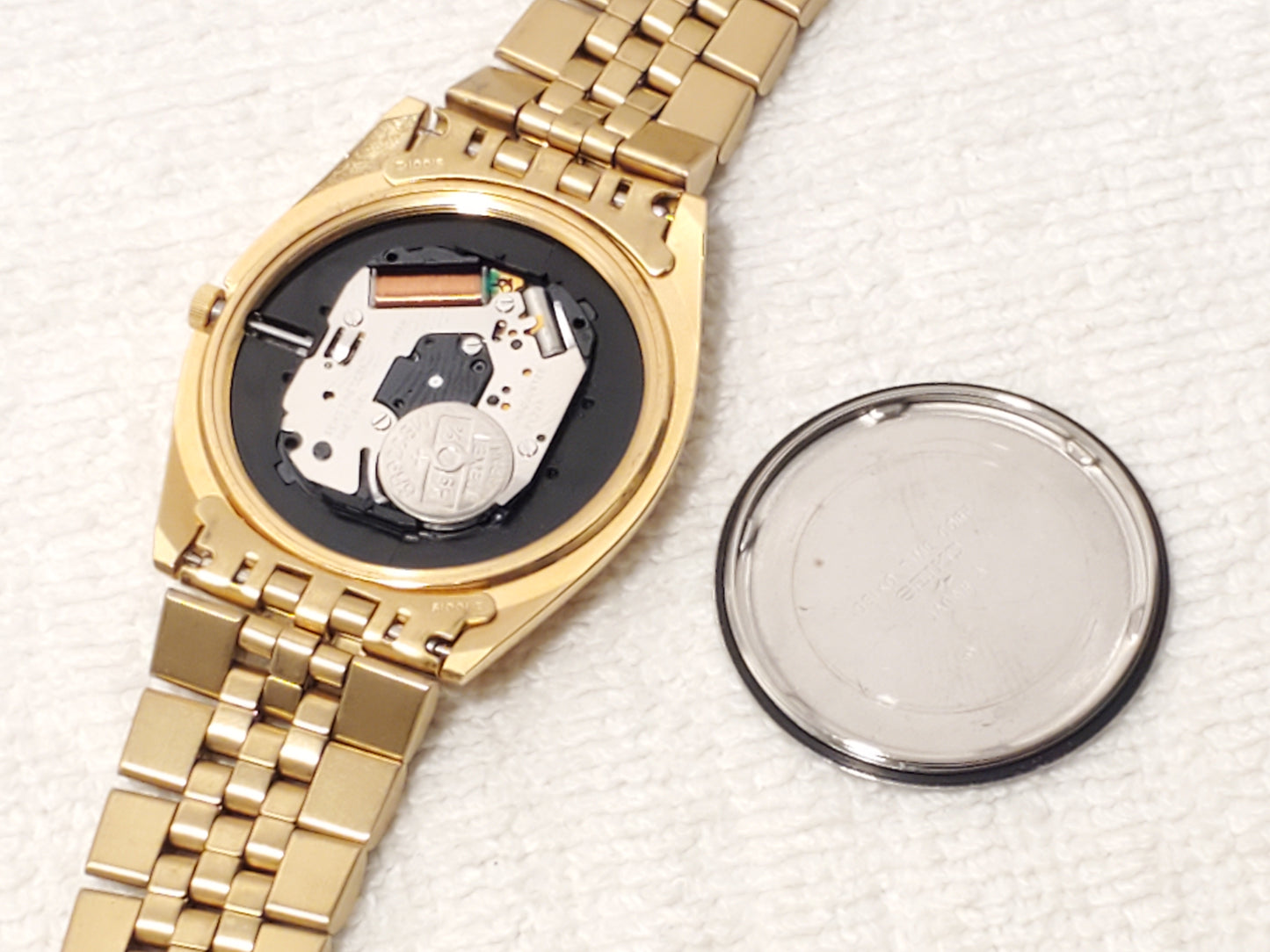 Vintage Seiko SQ Men Presidential Day Date Gold Tone Watch 1 Jewel Black Dial SS