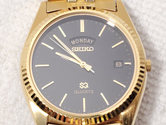 Vintage Seiko SQ Men Presidential Day Date Gold Tone Watch 1 Jewel Black Dial SS