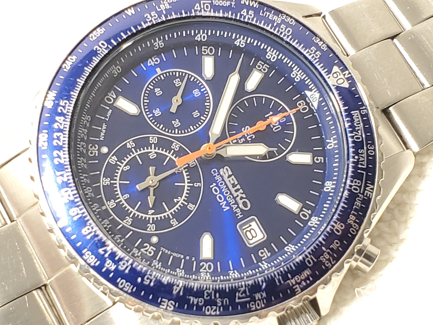 Vintage Seiko Flight Master Men Chronograph Date Blue Dial Watch WR 100M S Steel