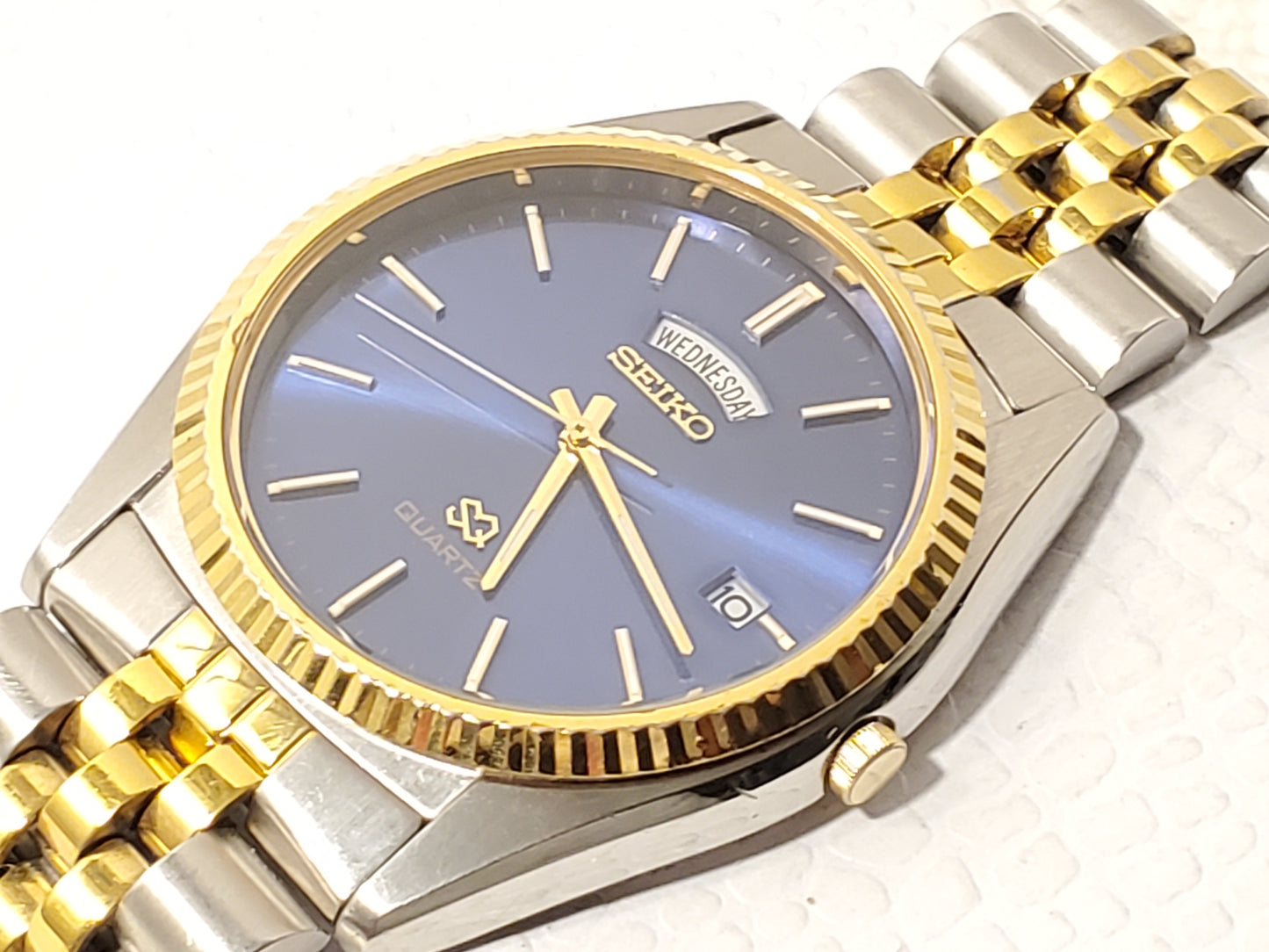 Vintage Seiko SQ Men's Blue Dial Presidential Day Date Quartz Watch One Jewel SS