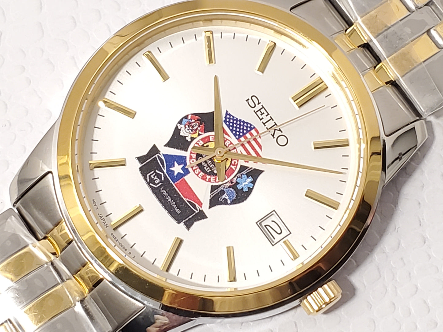 Seiko Men's Date Gold Tone Stainless Steel Quartz Watch Silver Dial WR 50 Meters