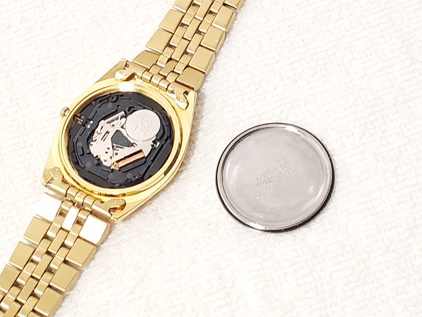 Vintage Seiko Gold Tone Mens Presidential Quartz Watch One Jewel Stainless Steel