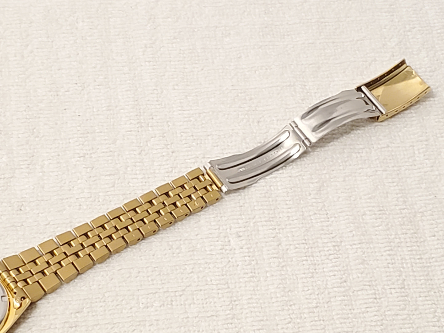Vintage Seiko Gold Tone Mens Presidential Quartz Watch One Jewel Stainless Steel