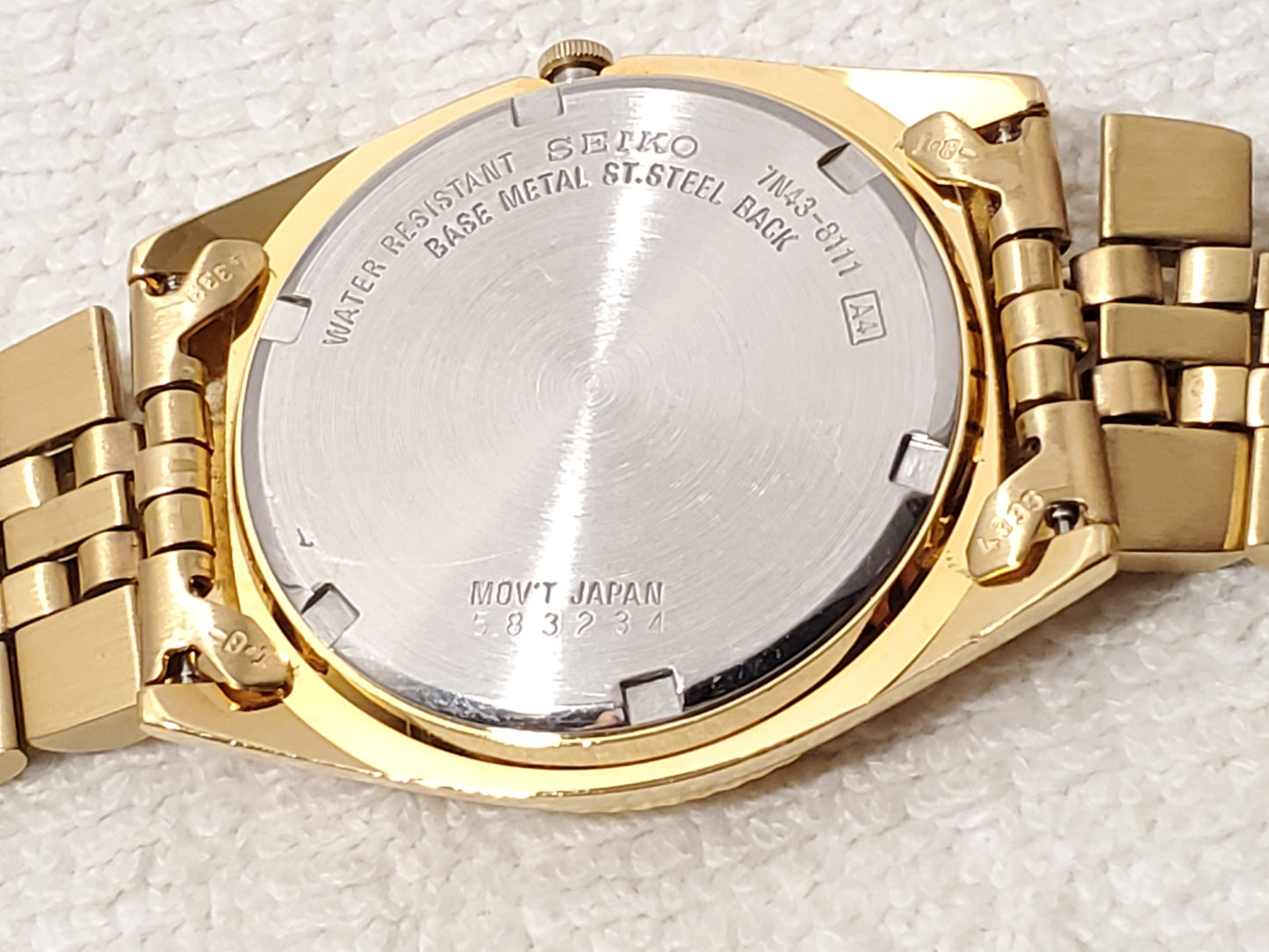 Vintage Seiko Gold Tone Mens Presidential Quartz Watch One Jewel Stainless Steel