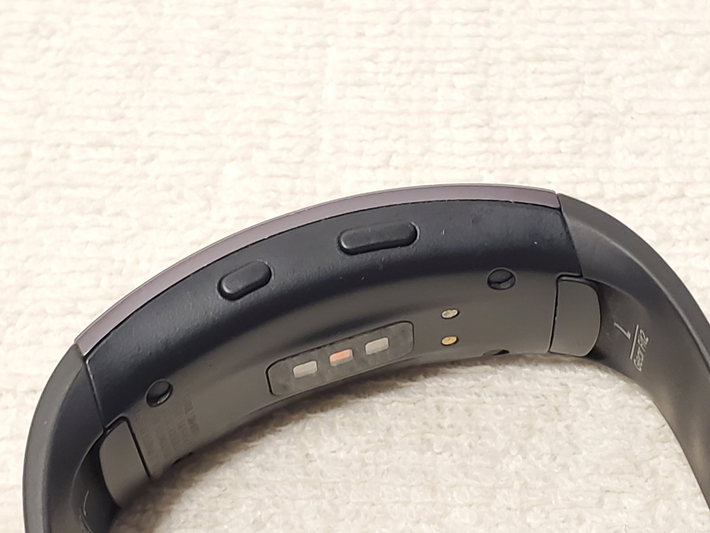 Samsung Gear Fit 2 Fitness Tracker Smartwatch GPS Music Heart Rate R360 Gray