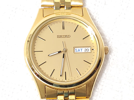 Vintage Seiko Men's Gold Tone Day Date Quartz Watch One Jewel Stainless Steel