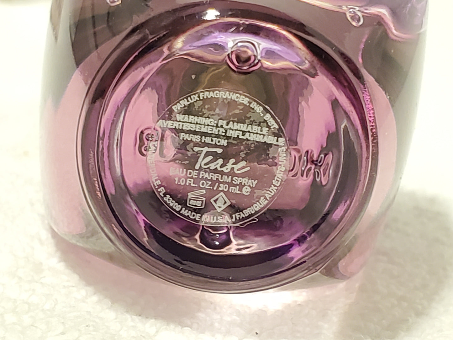 Tease by Paris Hilton Women's Perfume 1 oz Bottle Eau de Parfum Spray