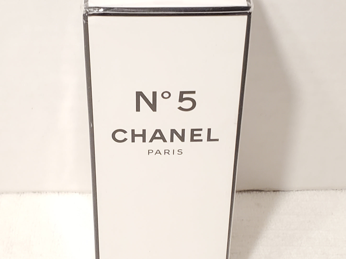 Chanel N5 The Shower Gel Women's 6.8 oz Bottle Body Care Fragrance New Sealed