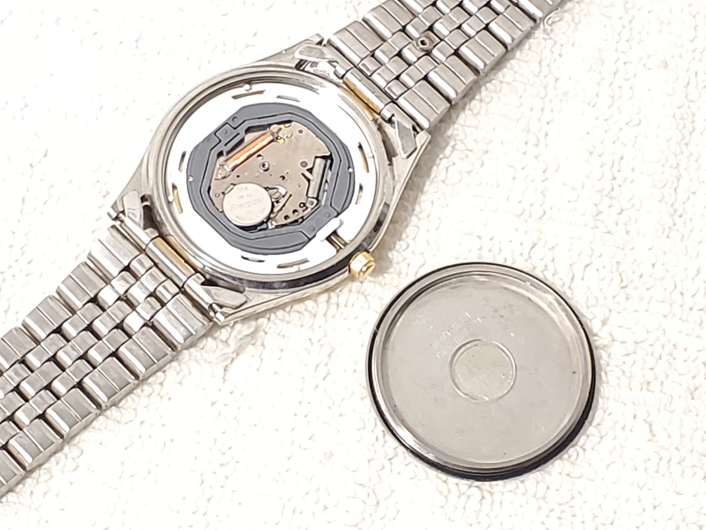 Vintage Citizen CQ Men's Day Date Presidential Watch Gold Tone Stainless Steel