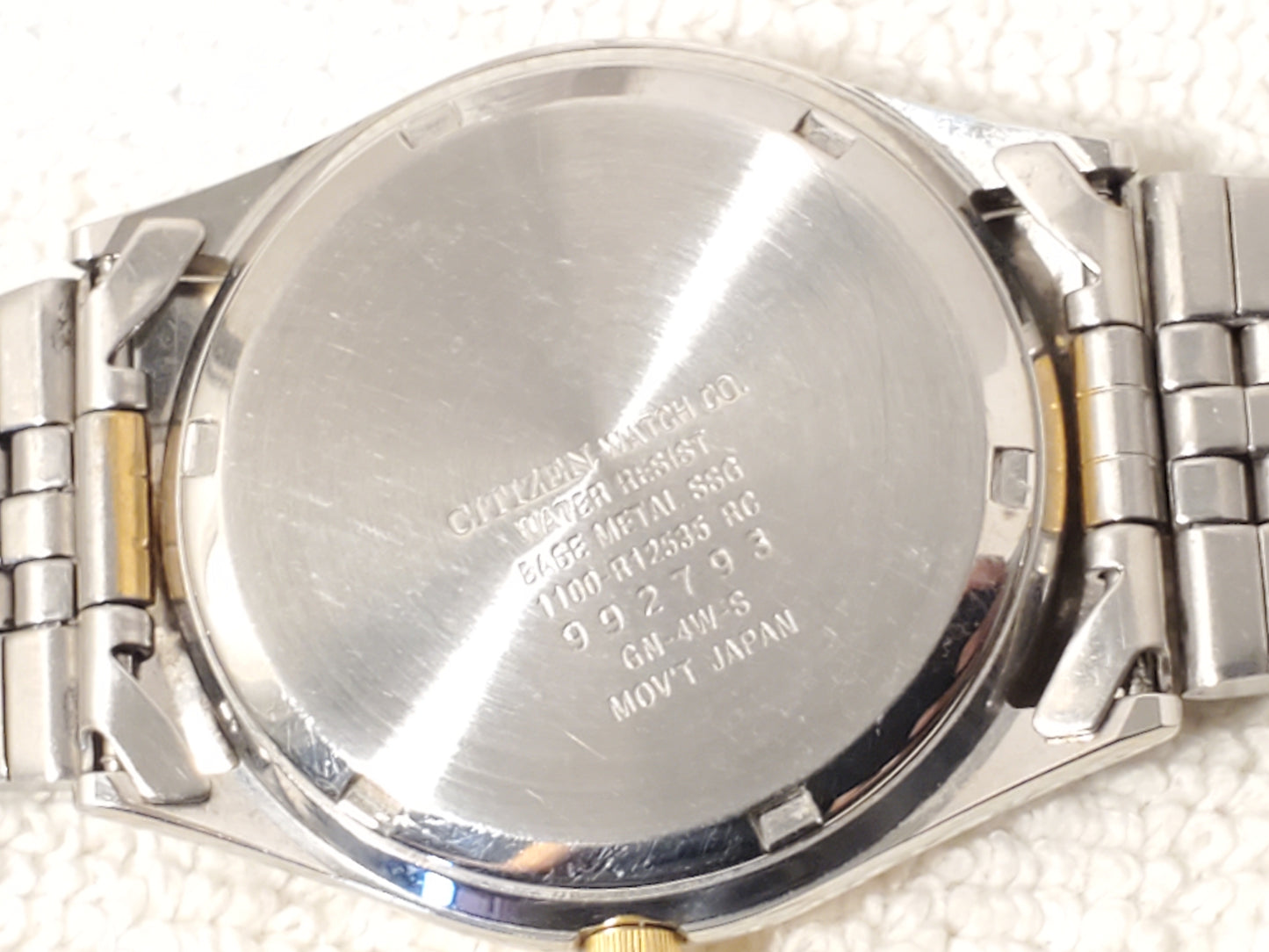 Vintage Citizen CQ Men's Day Date Presidential Watch Gold Tone Stainless Steel