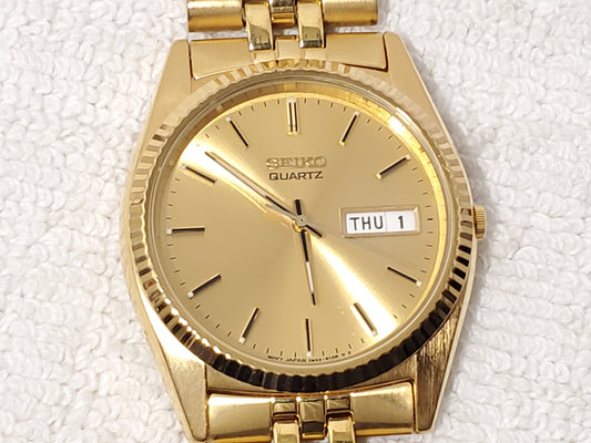 Vintage Seiko Men's Day Date Gold Tone Presidential Quartz Watch One Jewel SS