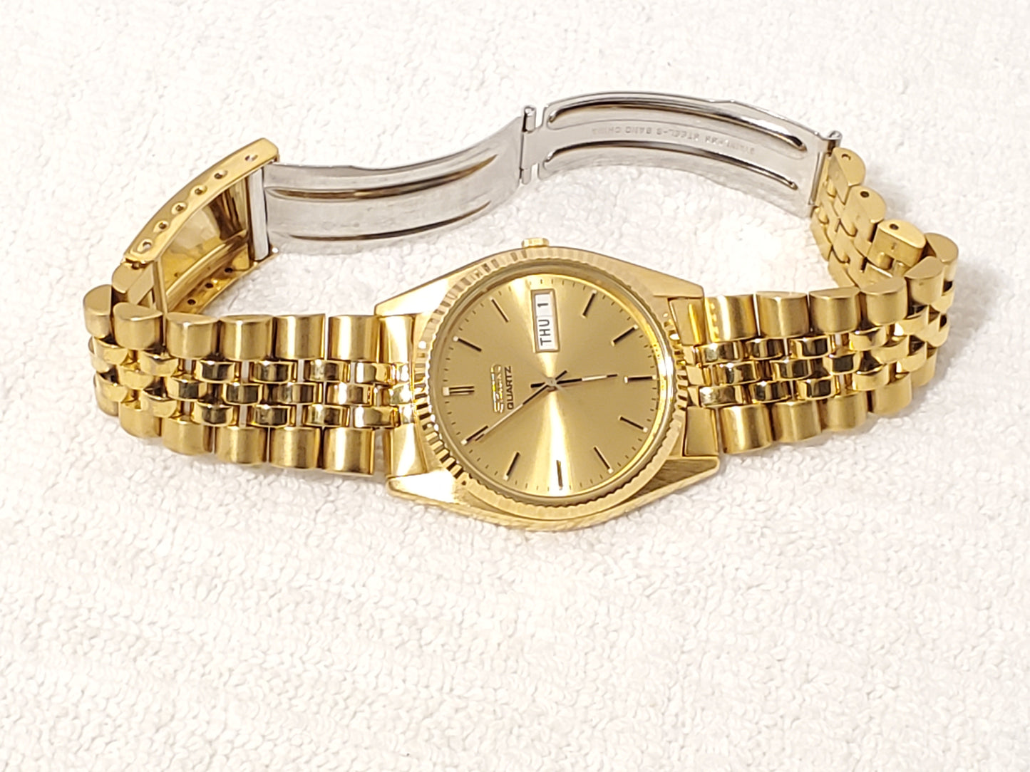 Vintage Seiko Men's Day Date Gold Tone Presidential Quartz Watch One Jewel SS