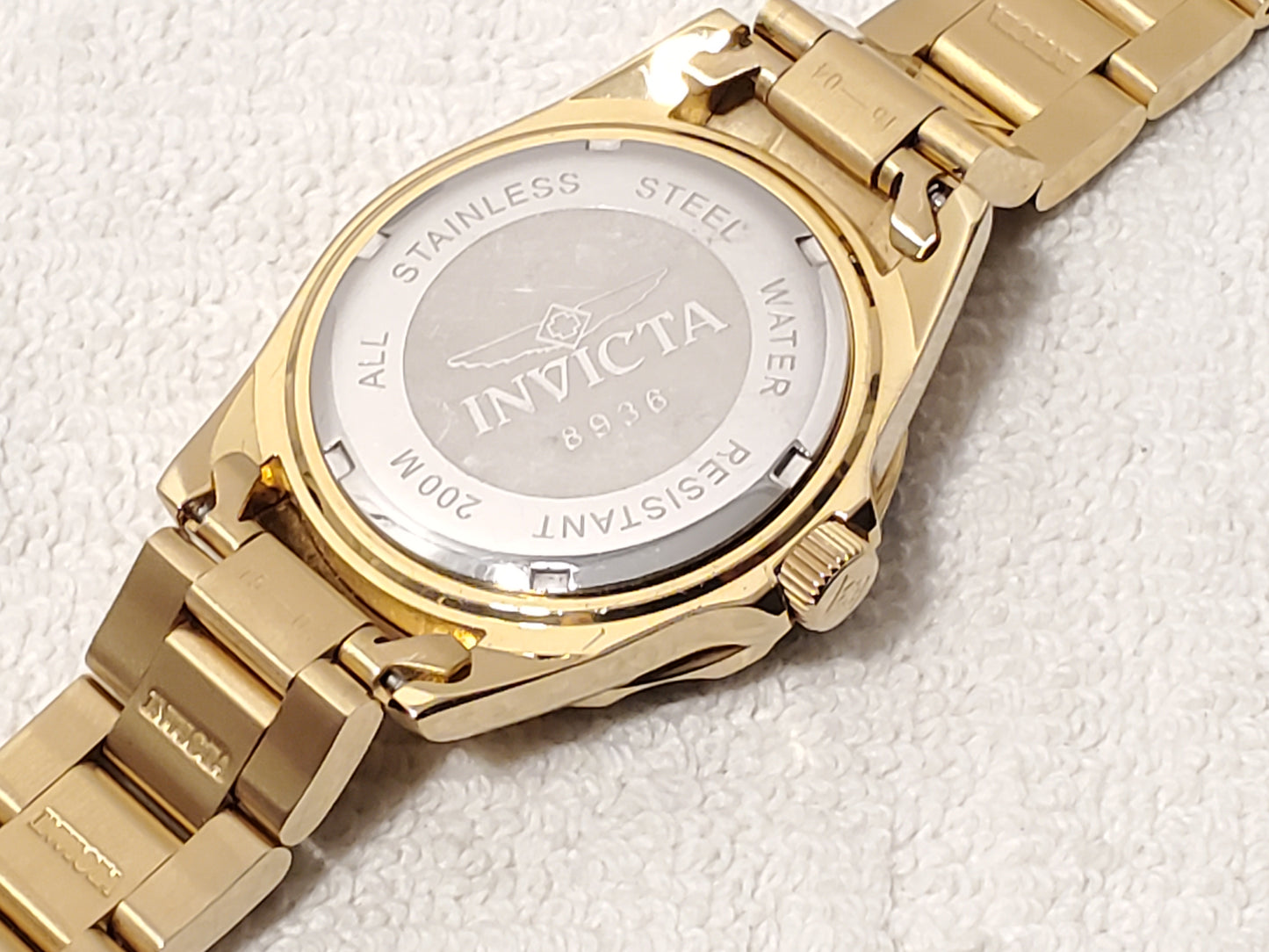 Invicta Men's Date Black Dial  Gold Plated Watch Stainless Steel WR 200 Meters