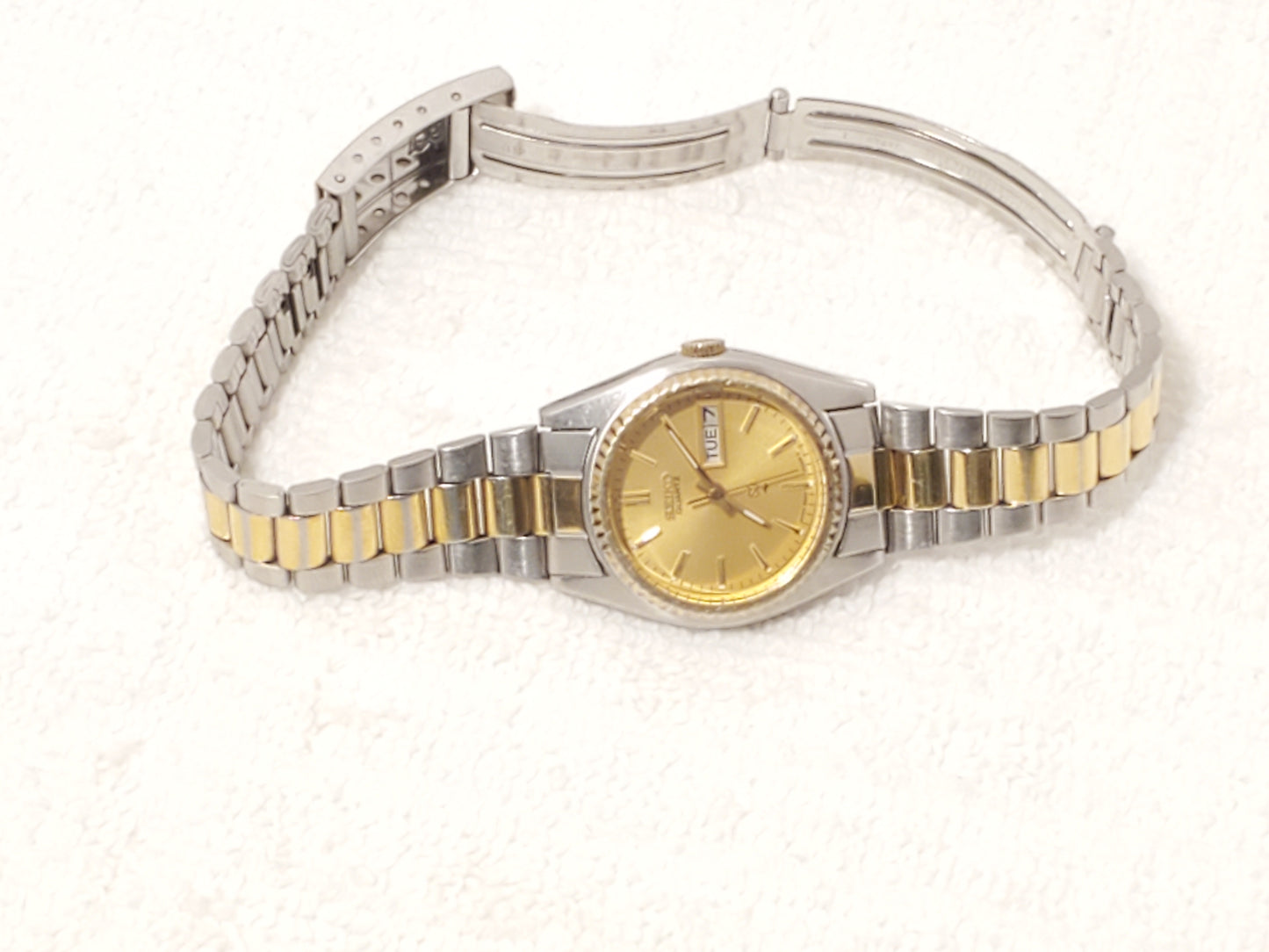 Vintage Seiko SQ Women's Day Date Gold Plated Watch Two Jewels Stainless Steel