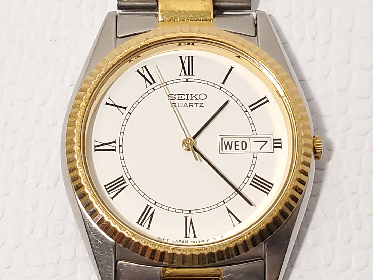 Vintage Seiko Men's Presidential Day Date Gold Tone Quartz Watch 1 Jewel S Steel