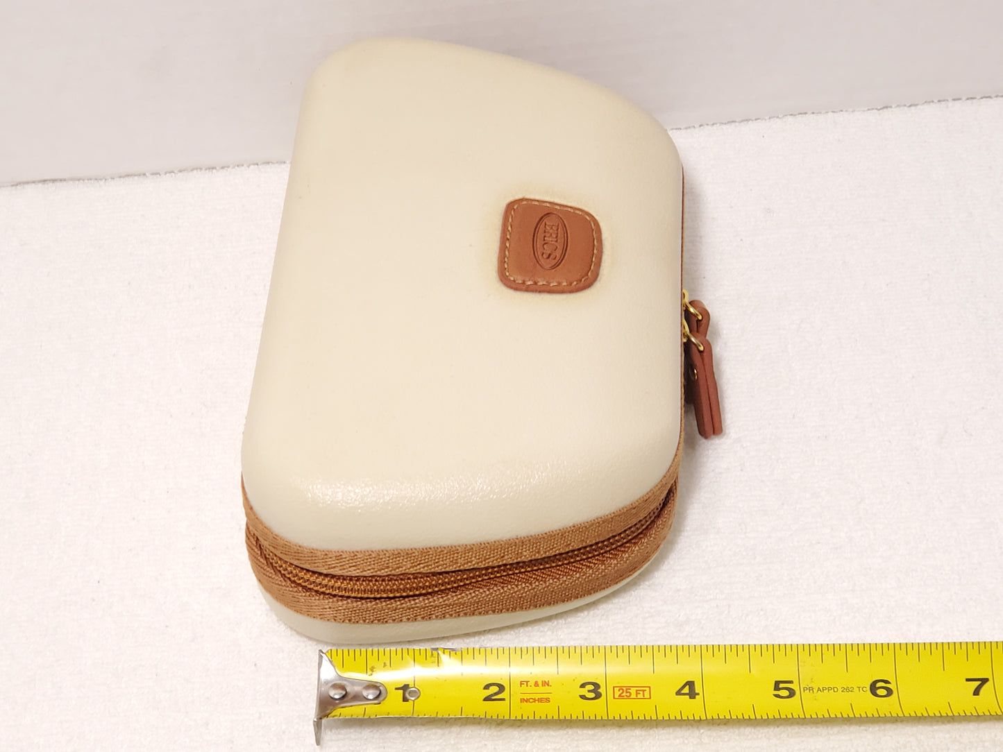 BRIC'S Qatar Airways Cosmetic Hardshell Case Zip Italian Travel Bag Brown