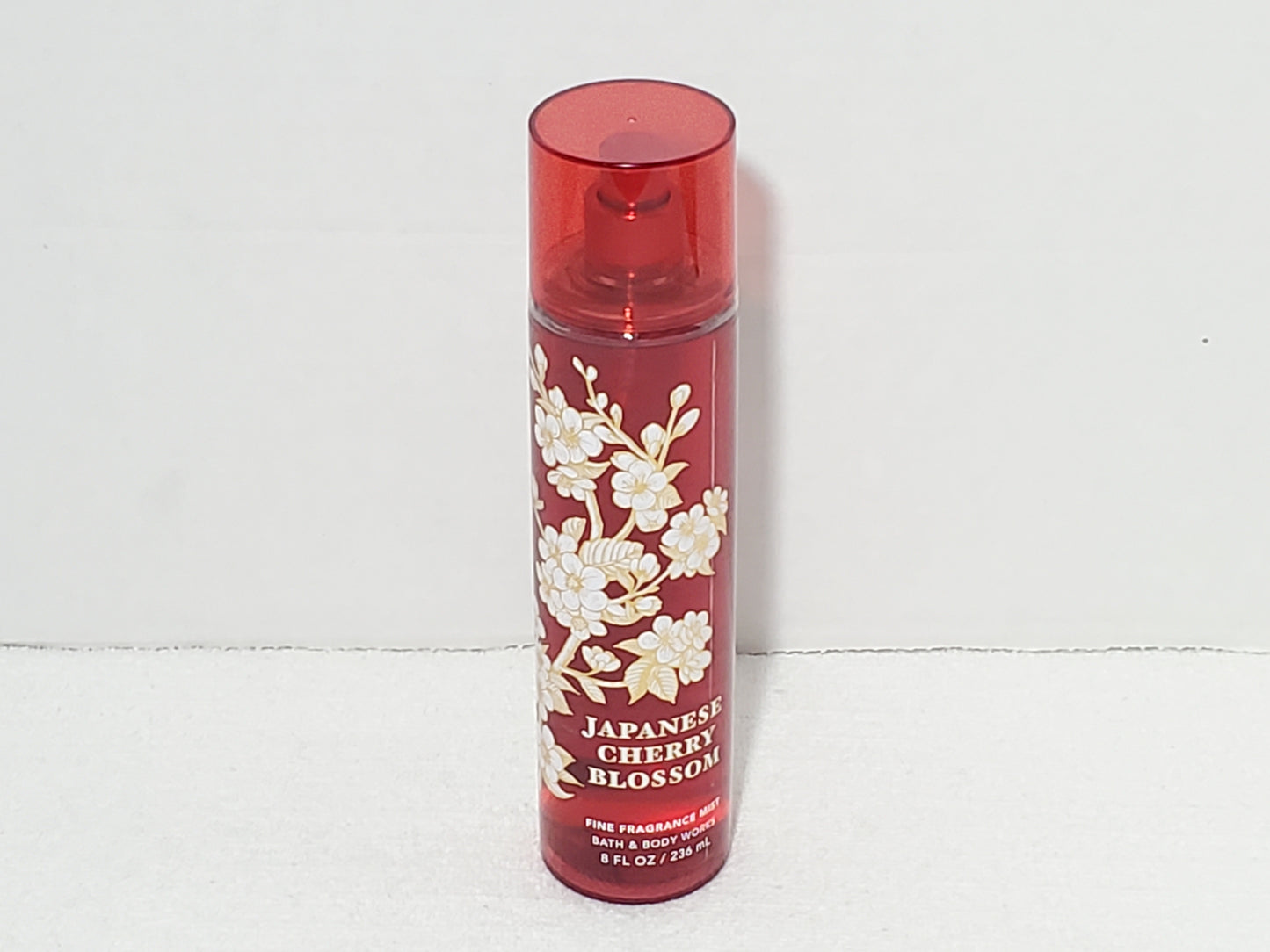 Bath and Body Works Japanese Cherry Blossom Women's Fragrance Mist 8 oz Bottle