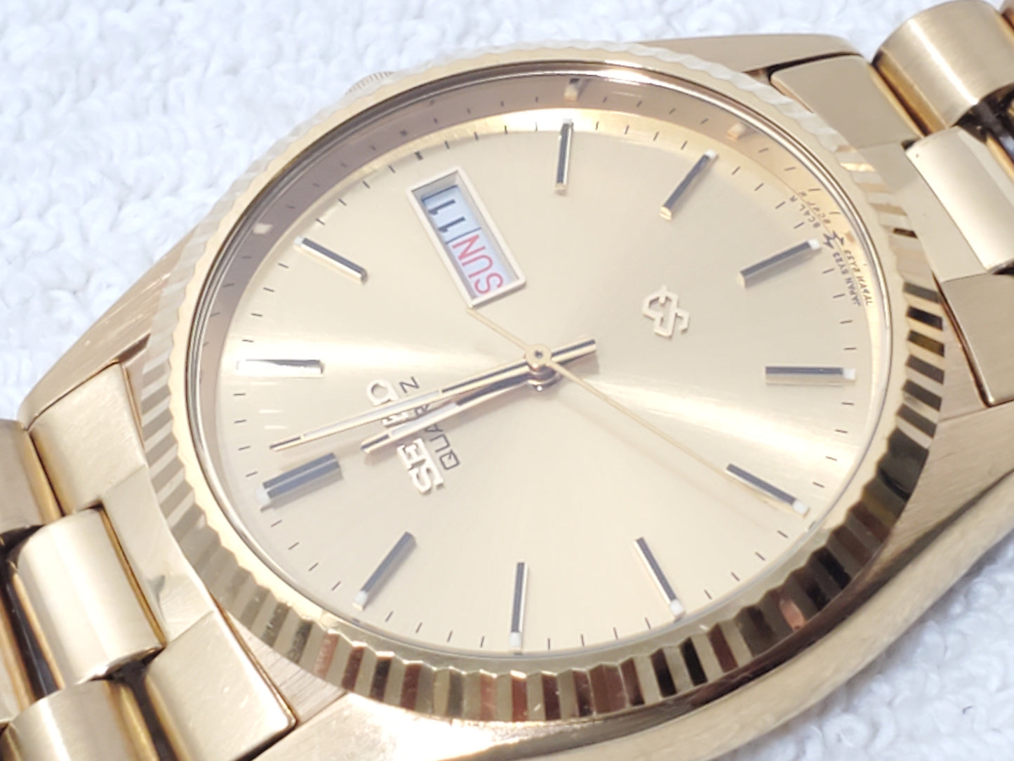 Vintage Seiko SQ Men's Presidential Day Date Gold Tone Watch One Jewel S Steel