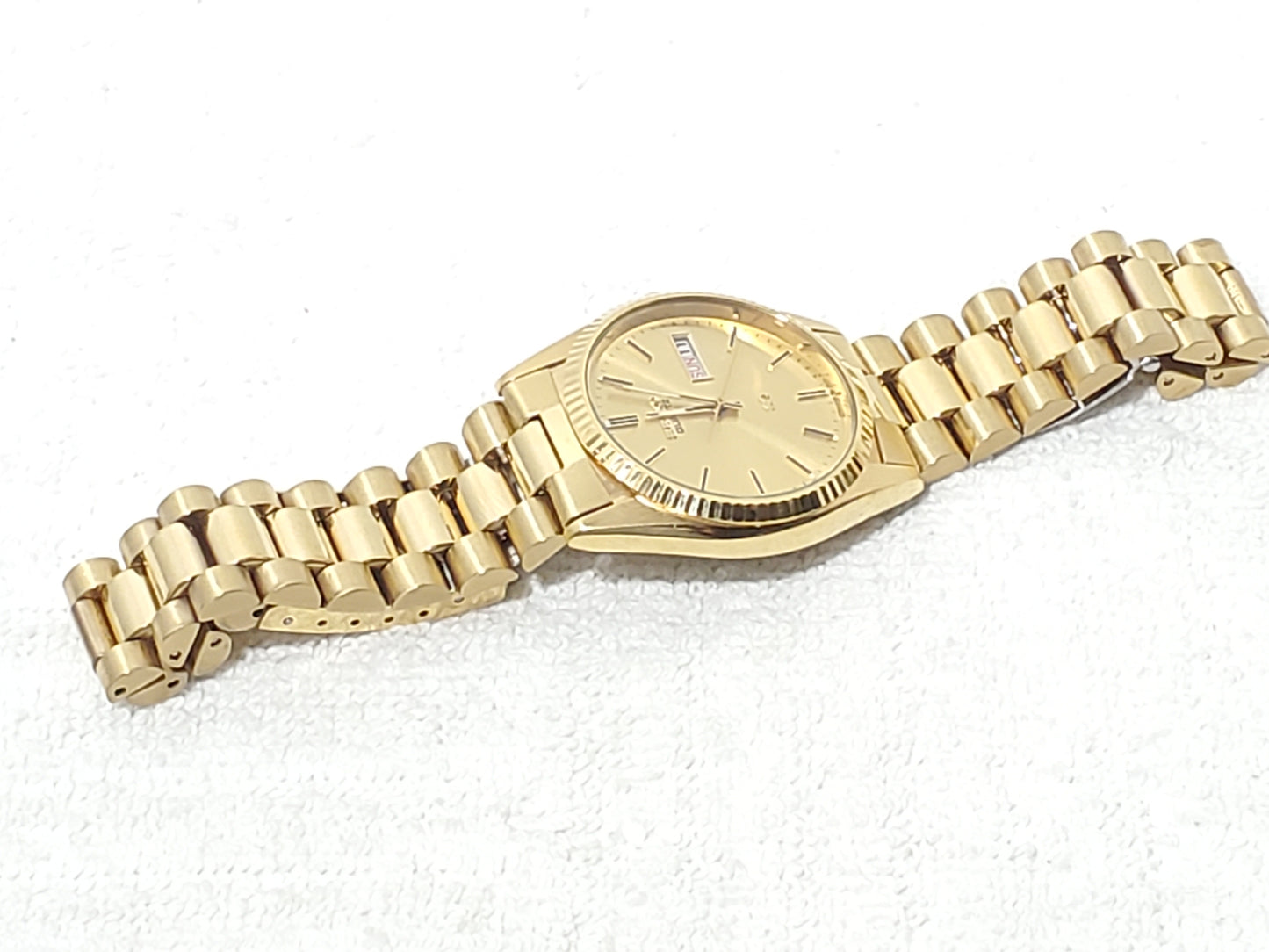 Vintage Seiko SQ Men's Presidential Day Date Gold Tone Watch One Jewel S Steel