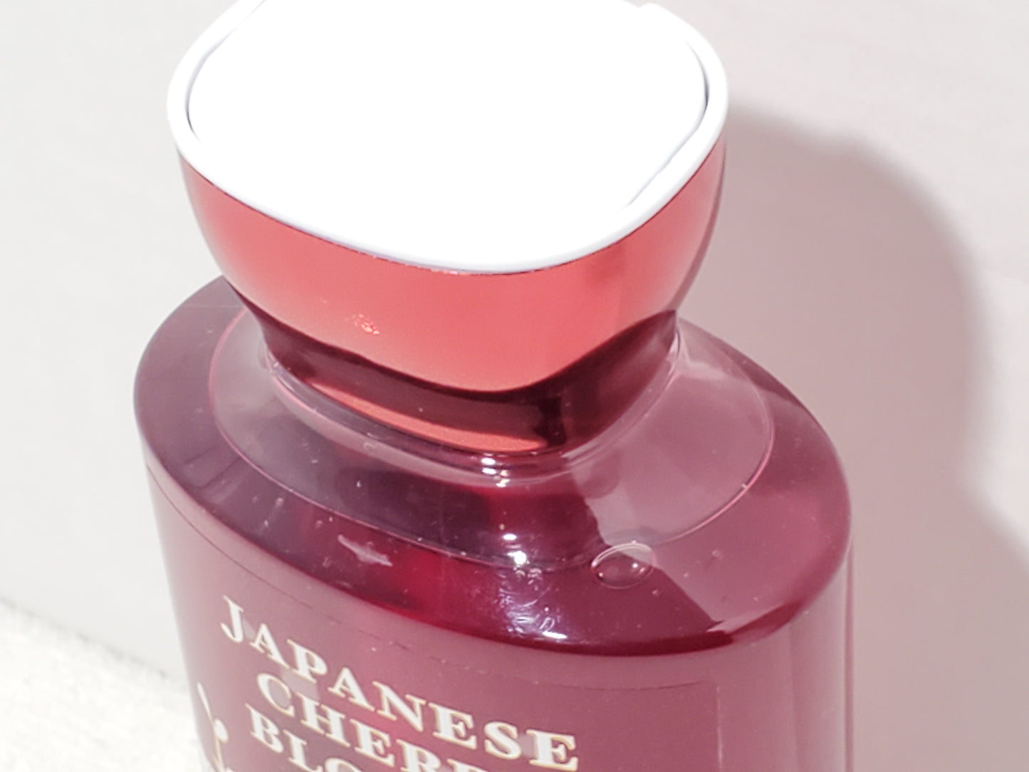 Bath & Body Works Shower Gel Japanese Cherry Blossom 10 oz Bottle Aloe Vitamin E