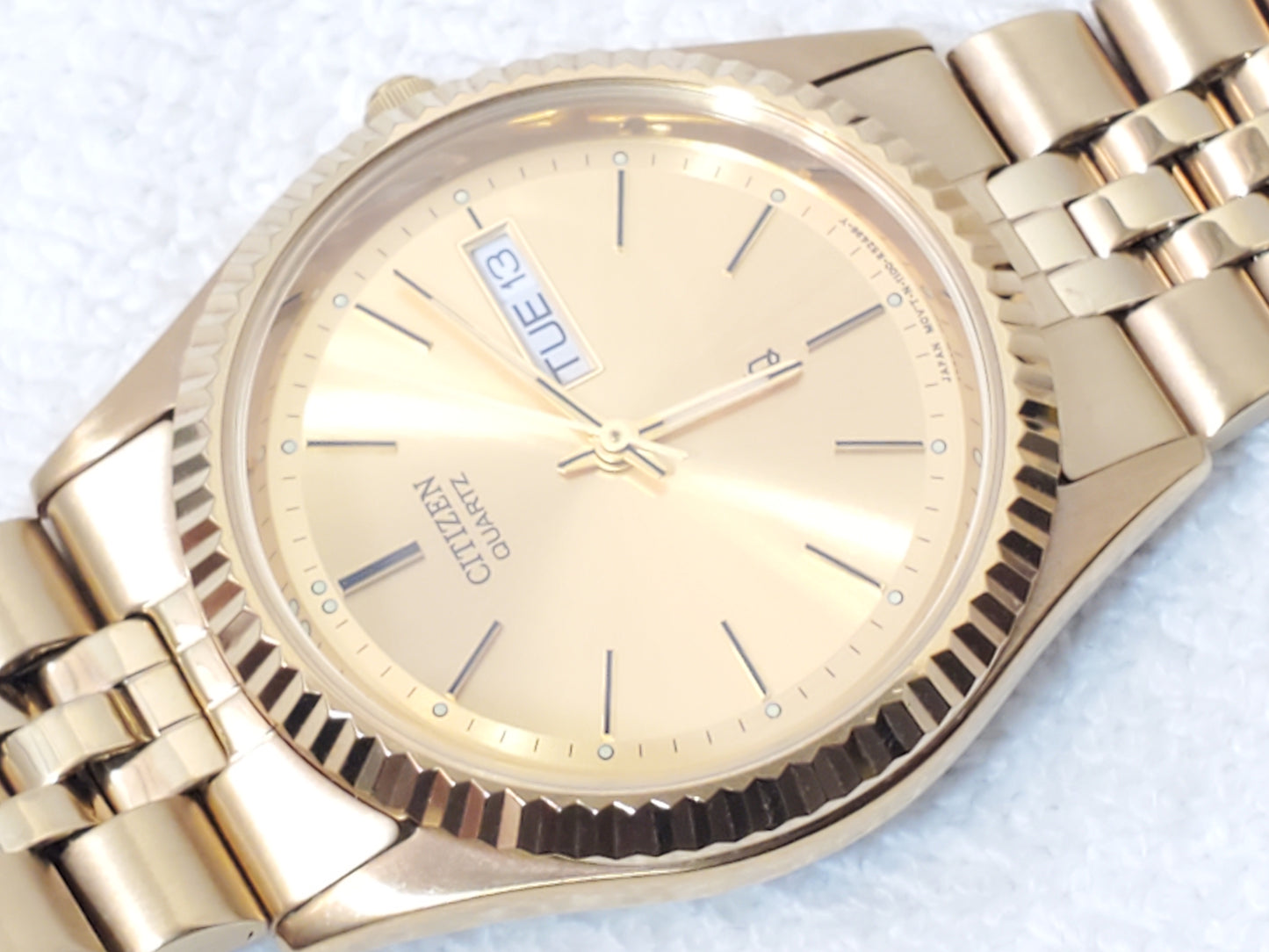 Vintage Citizen CQ Men's Presidential Day Date Gold Plated Watch Stainless Steel