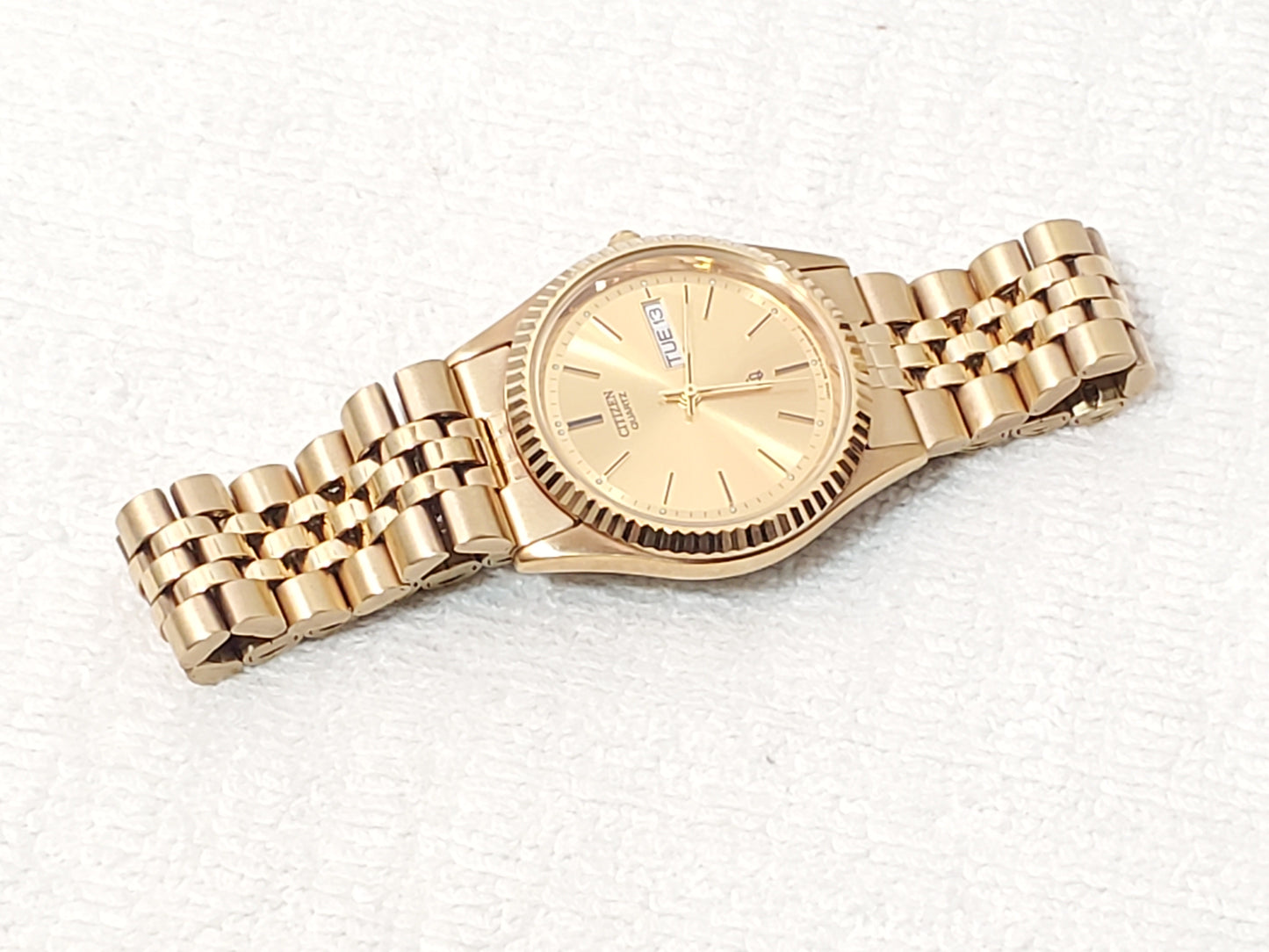 Vintage Citizen CQ Men's Presidential Day Date Gold Plated Watch Stainless Steel